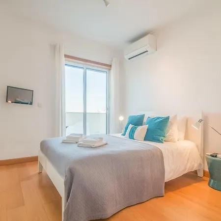 Exclusive Penthouse With Terrace & Garage Lisboa